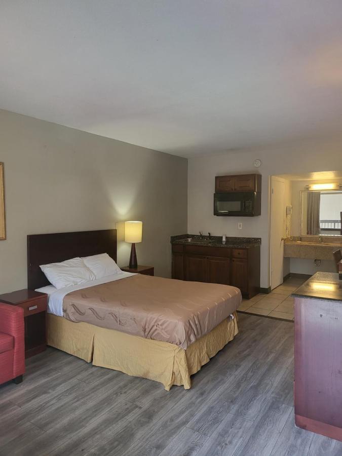 Hotel Baymont By Wyndham Williamsburg Exterior foto